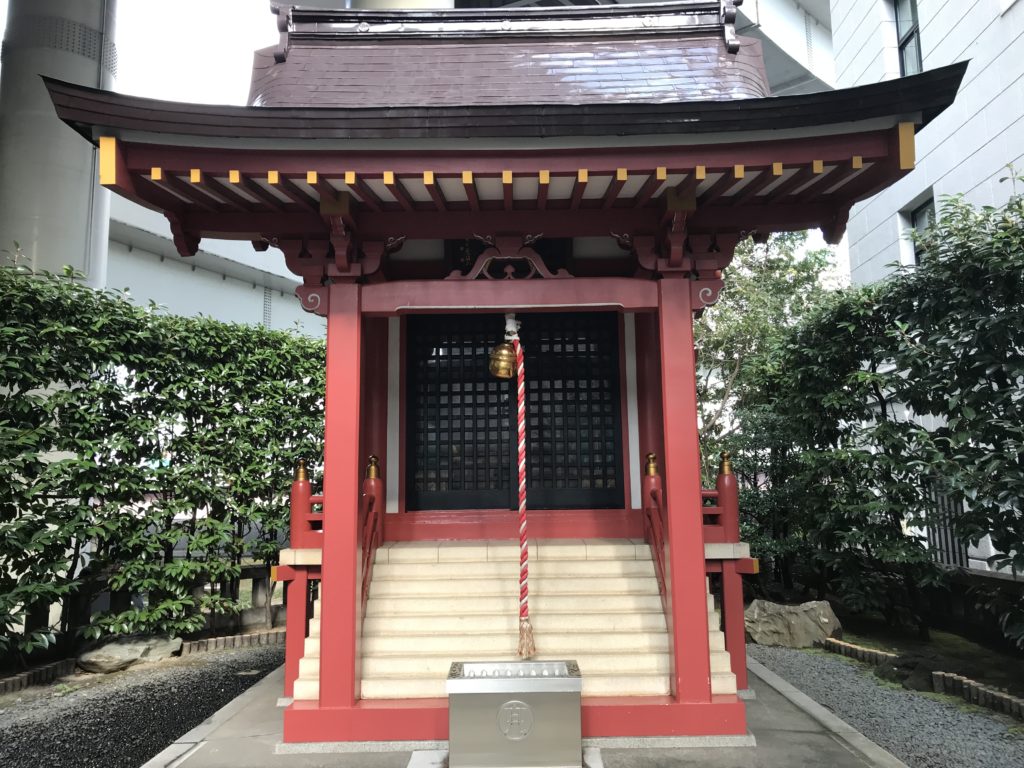 kabuto_shrine3